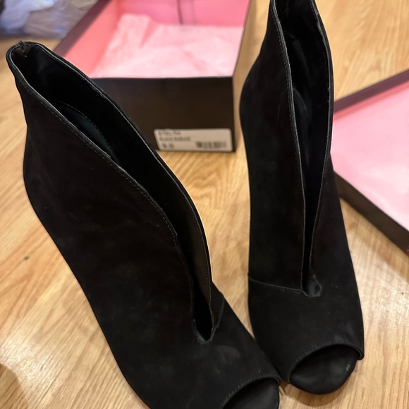 Steve Madden luxe booties size 9 - Picture 3 of 9